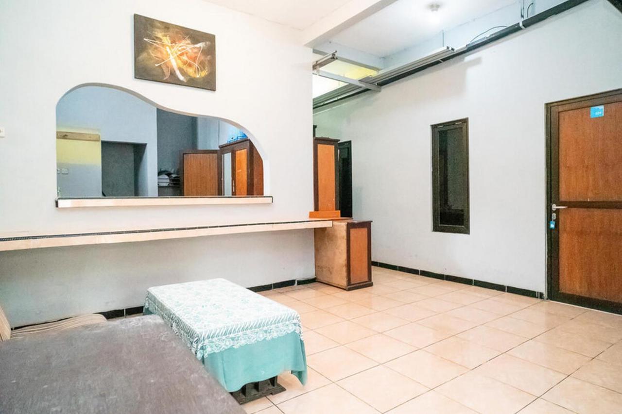 Jotel Guest House Mitra Reddoorz Pulauberayan Exterior foto