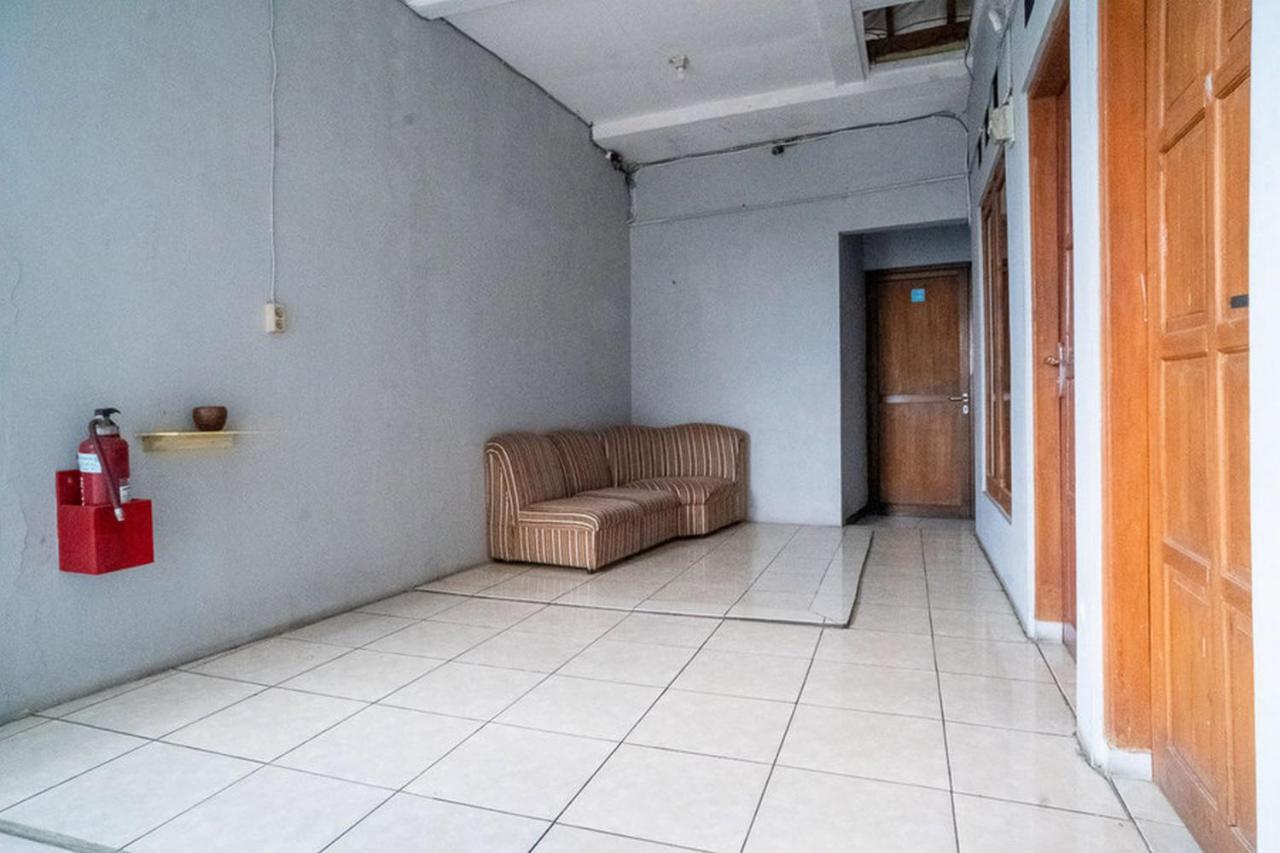 Jotel Guest House Mitra Reddoorz Pulauberayan Exterior foto